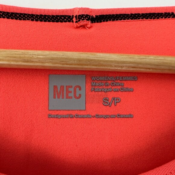 MEC Long-sleeved Orange Wicking Underlayer - Picture 2 of 3